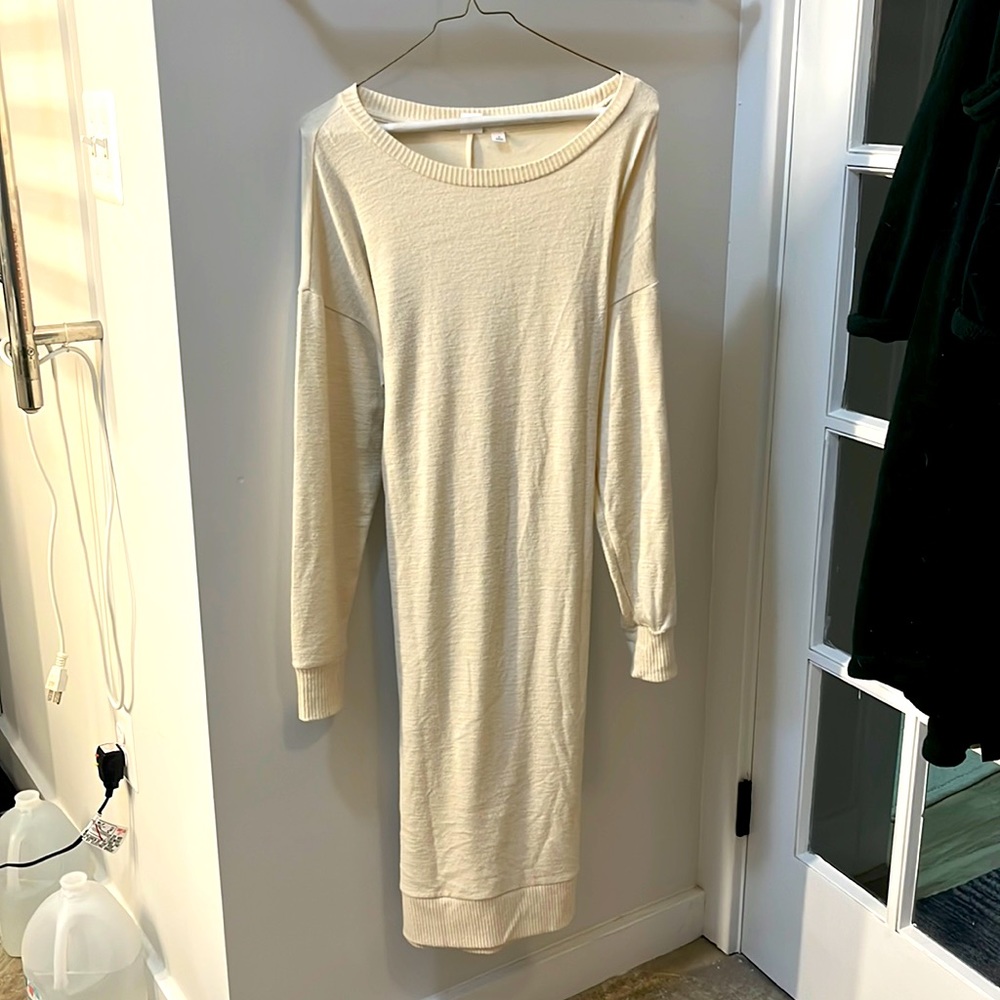 GAP Winter White midi dress Size Small